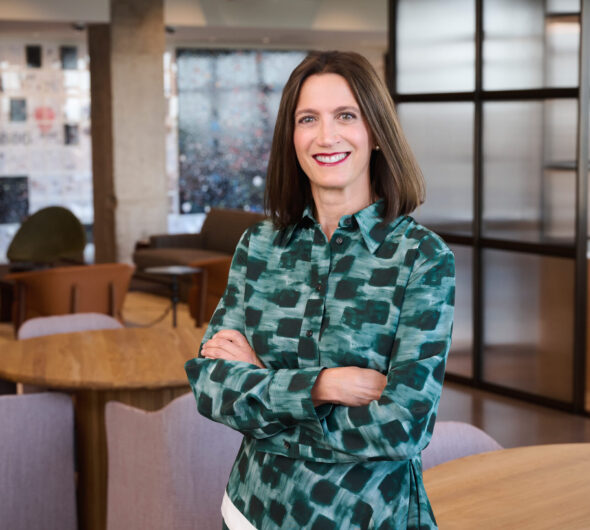 Portrait of Jennifer Litowitz